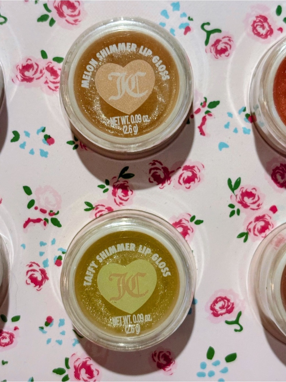 Juicy Couture Kids 6-Pack Pastel Lip Gloss Pot Set - Picture 3 of 4